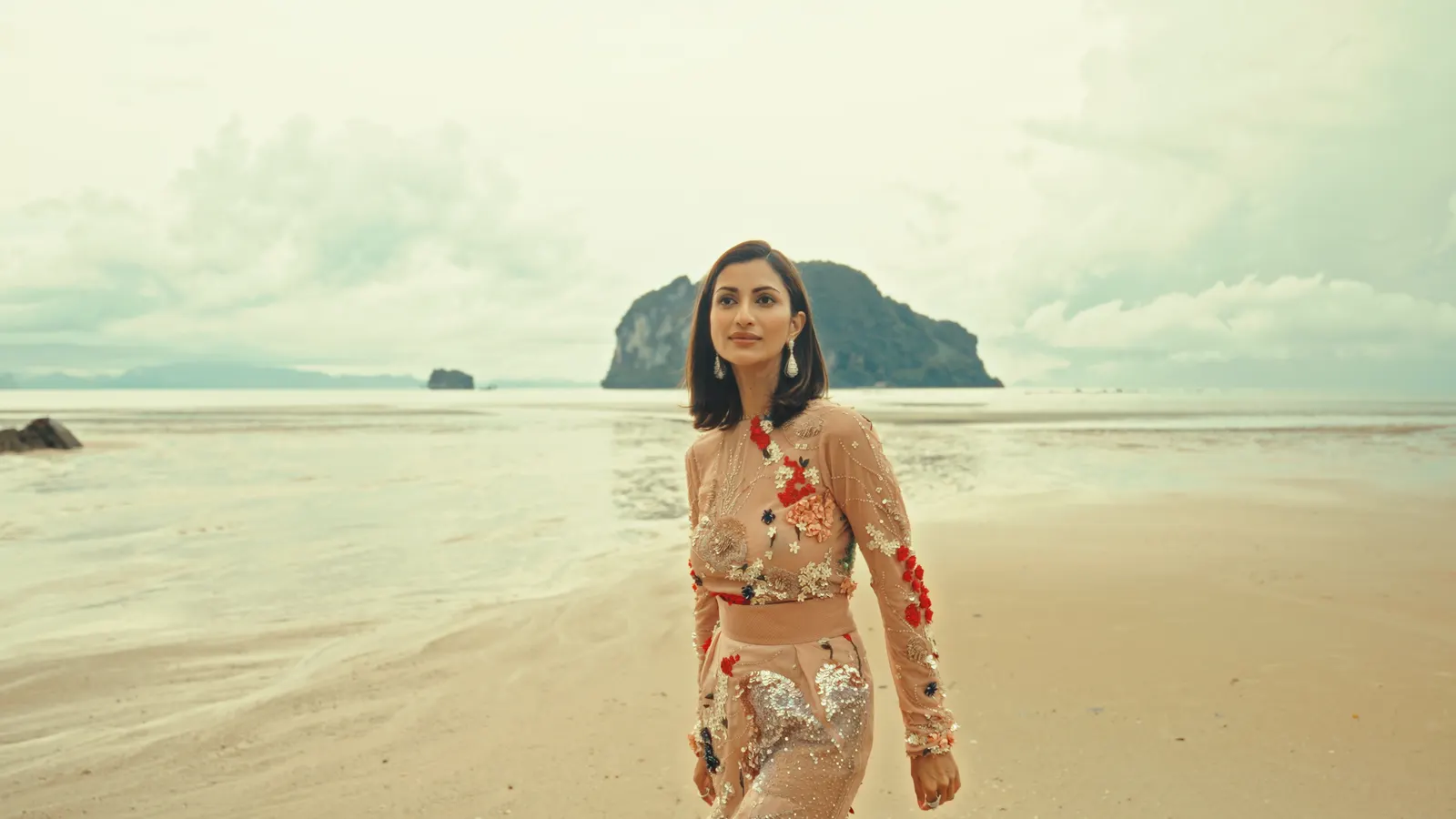 Safar · Laem Haad Beach — fashion photography by Avi Jaiswal